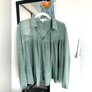 Lauren Conrad Blouse size M